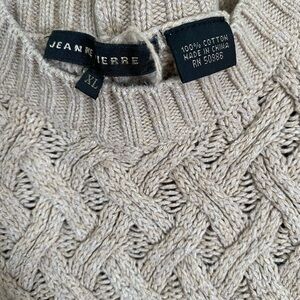 Jeanne Pierre 100% cotton pocket sweater.